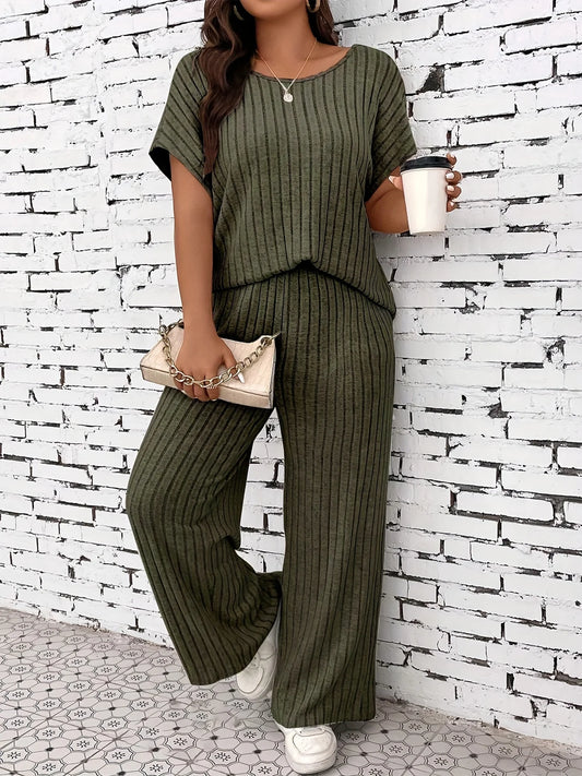 Plus Size Women’s Casual Two-Piece Outfit Striped Top and Wide-Leg Pants